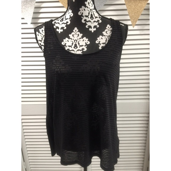 H&M Tank - Picture 2 of 4